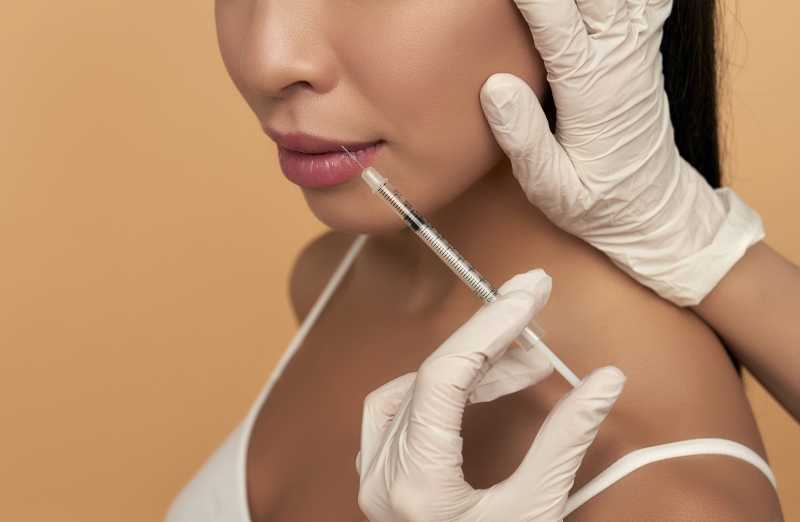 woman botox injections